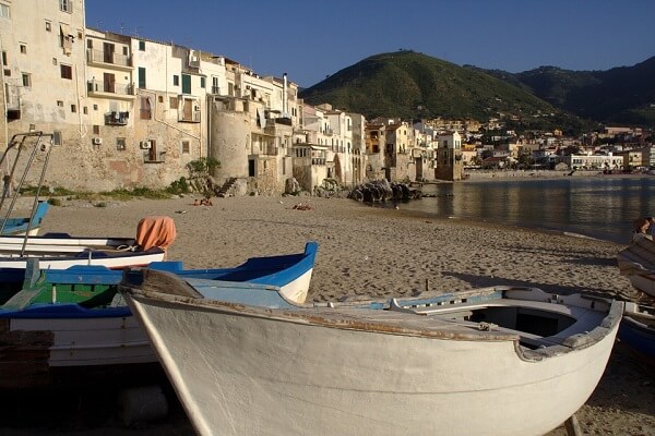 Cefalu ville de Sicile