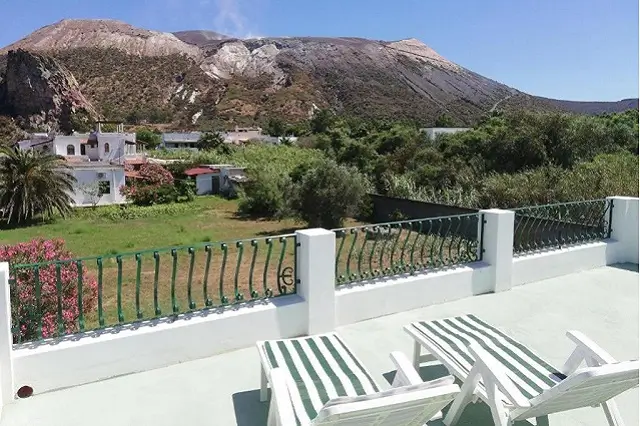 Garden & Sea