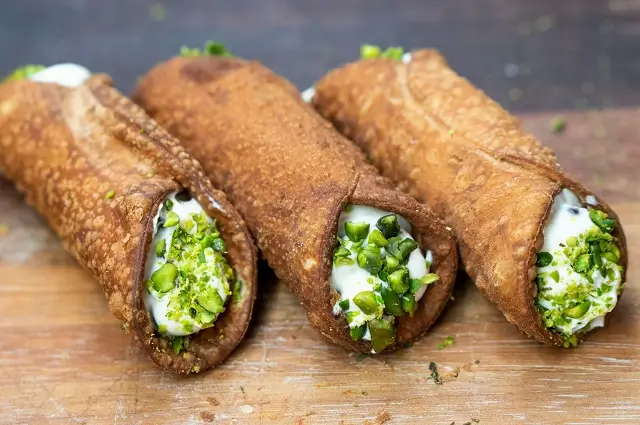 Cannoli Pistache