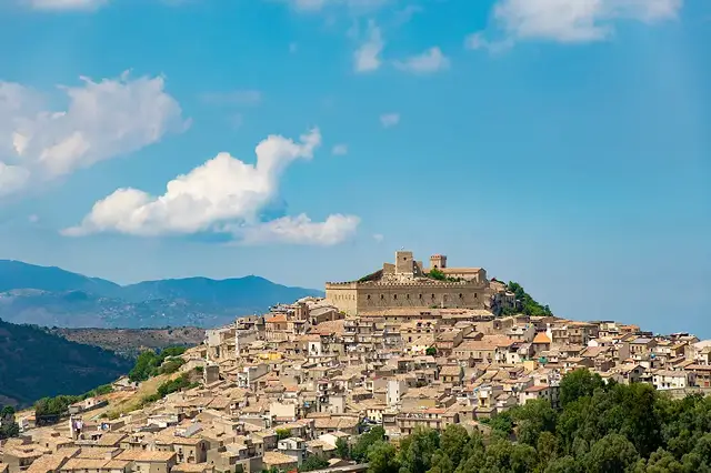 Montalbano Elicona